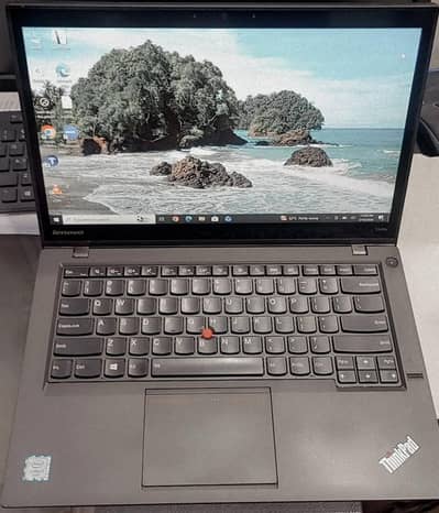 Lenovo T440s Touch Screen i7 4th Gen. 8gb / 128ssd