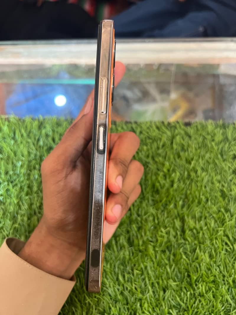 Infinix Note 30 4