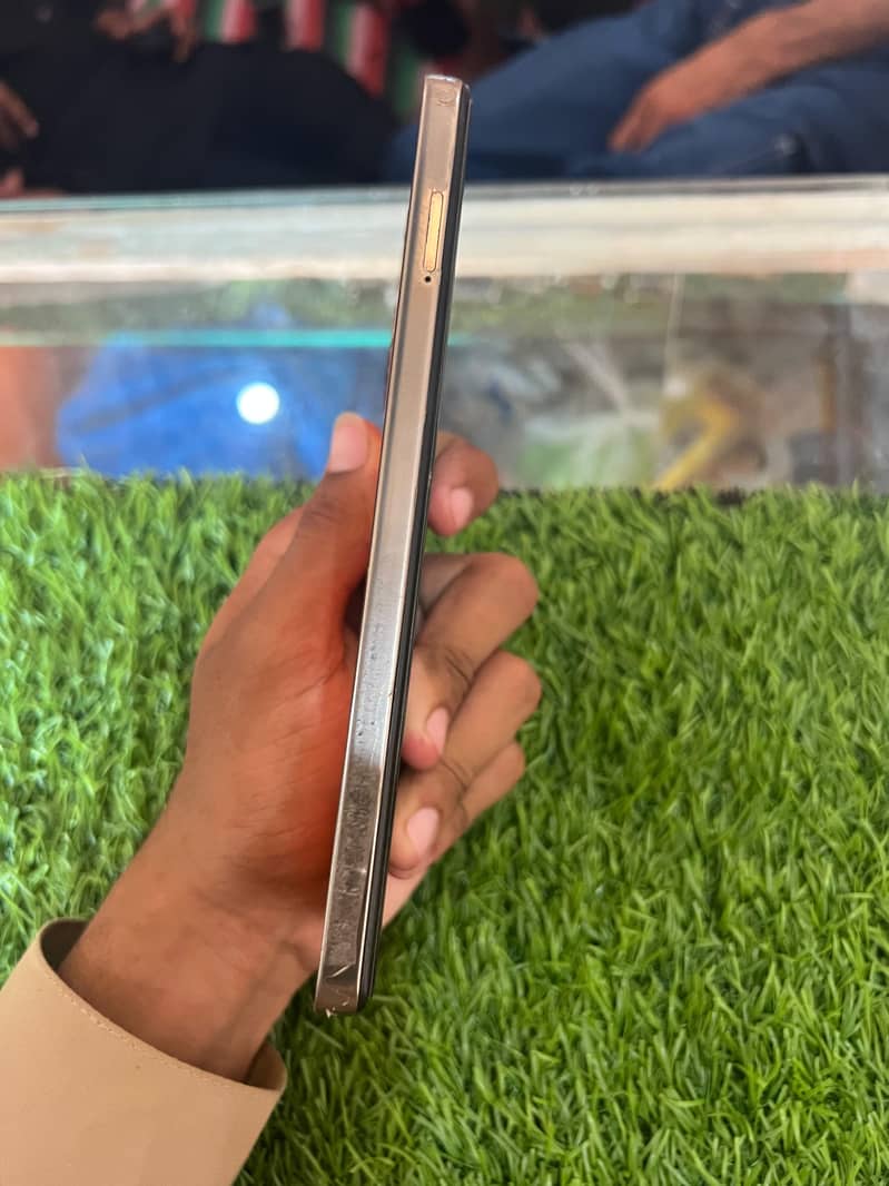 Infinix Note 30 5
