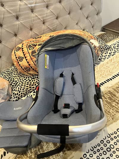 Baby carry cot & car seat  Kidilo