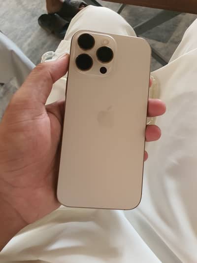 Apple iPhone 16 Pro Max