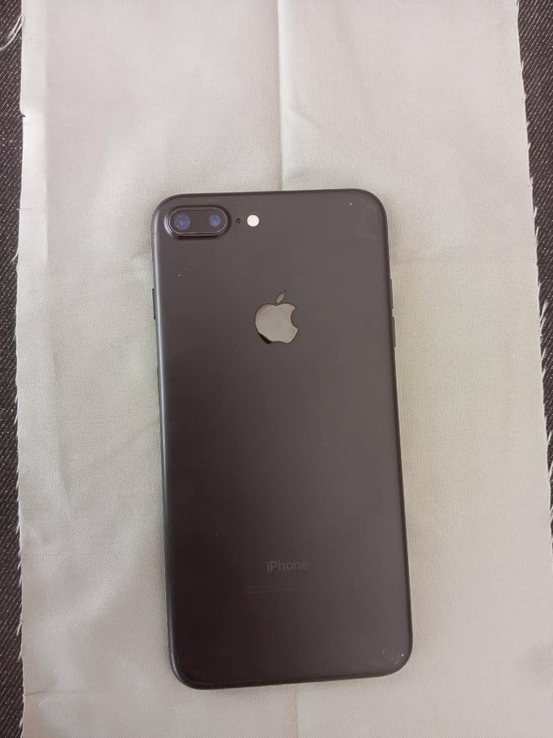 Apple iPhone 7 Plus 0