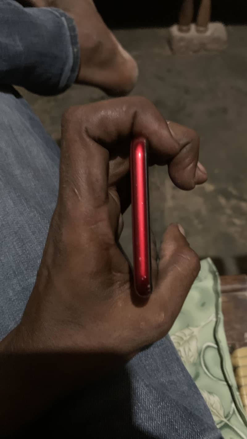 Apple iPhone SE 6