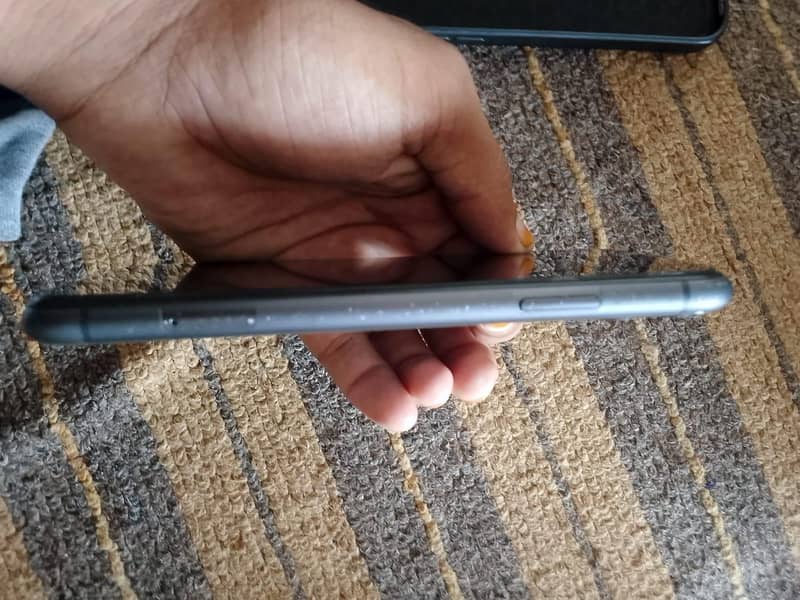 Apple iPhone 11 2