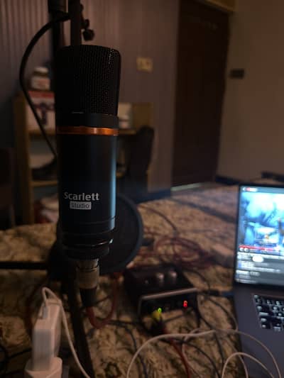 microphone studio CM25 condenser scarlet