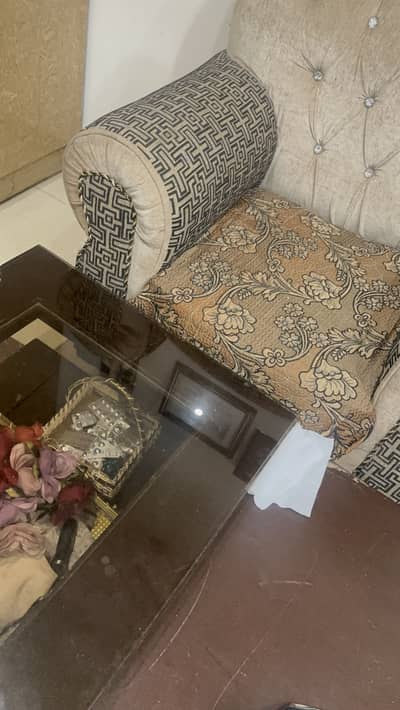 7 seater black  wood sofa for sale