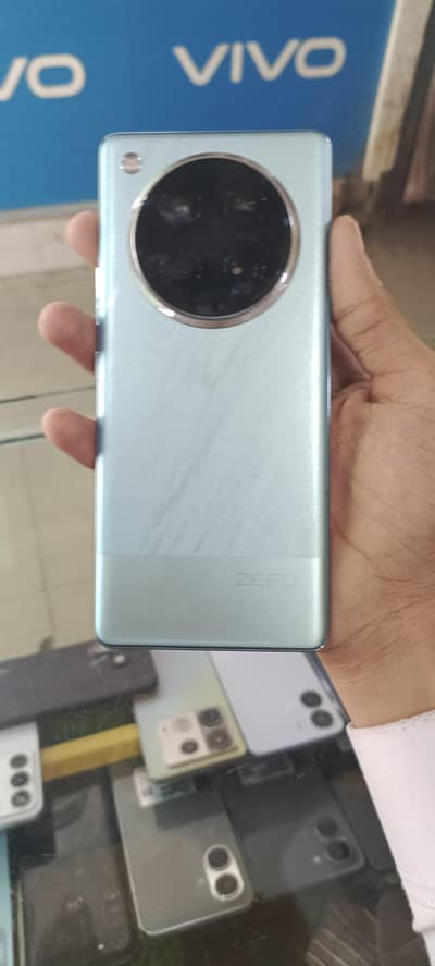Infinix Zero 40