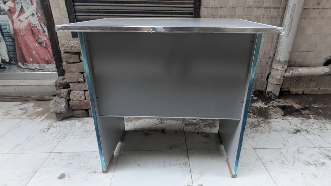 computer table 2