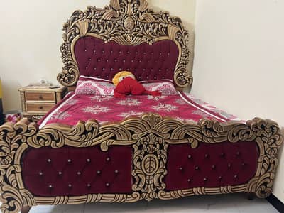 King size Bed  with 2 sight Table