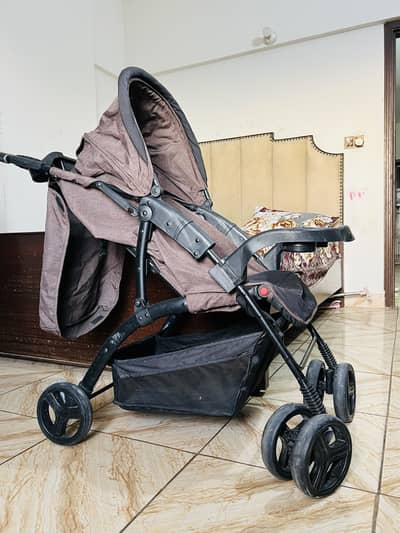 Baby stroller by Juniors