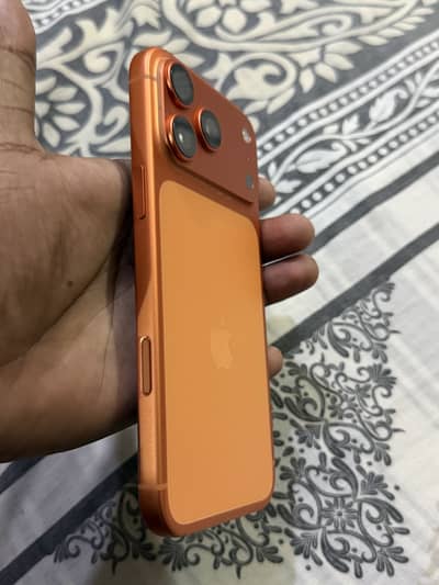 Apple iPhone 17 Pro Max jv