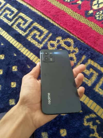 Realme C35
