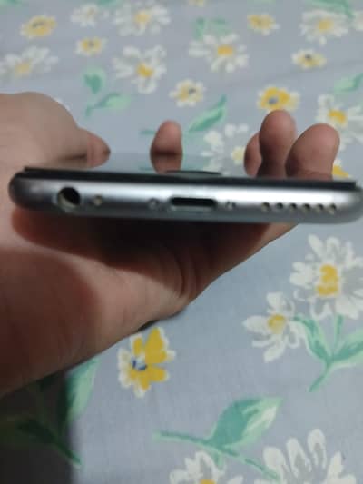 Apple iPhone 6S
