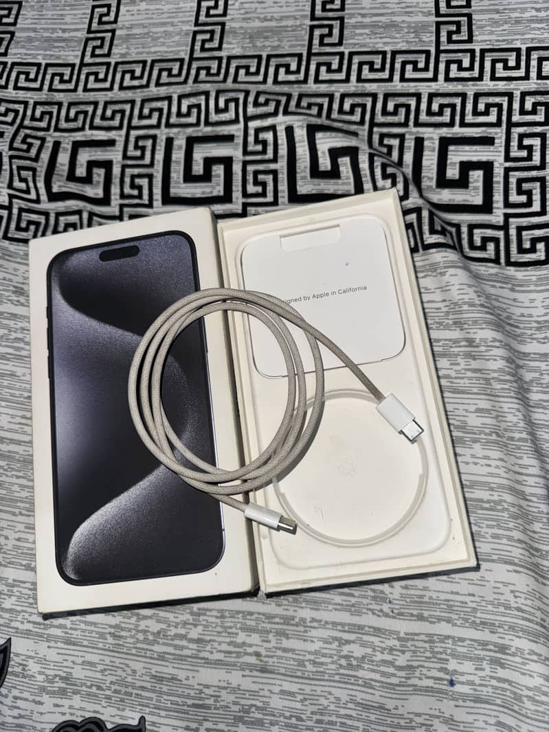 Apple iPhone orignal cable 0