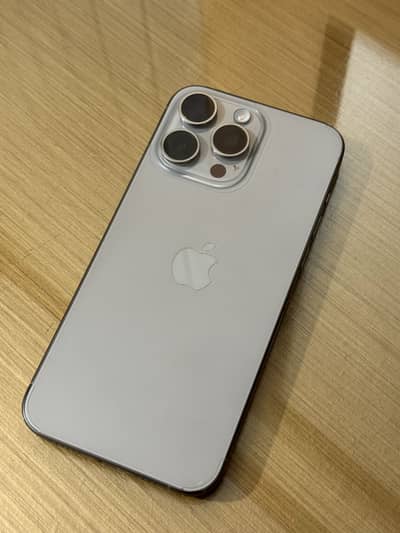 Apple iPhone 15 Pro Max
