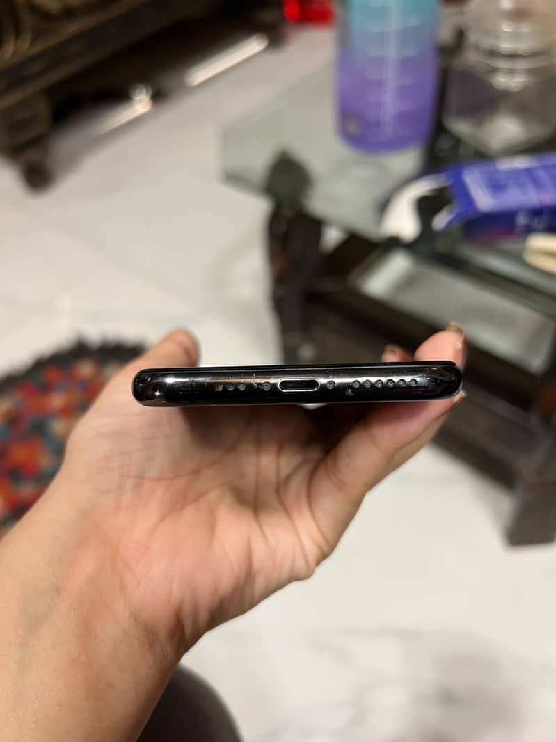 Apple iPhone 11 Pro 3