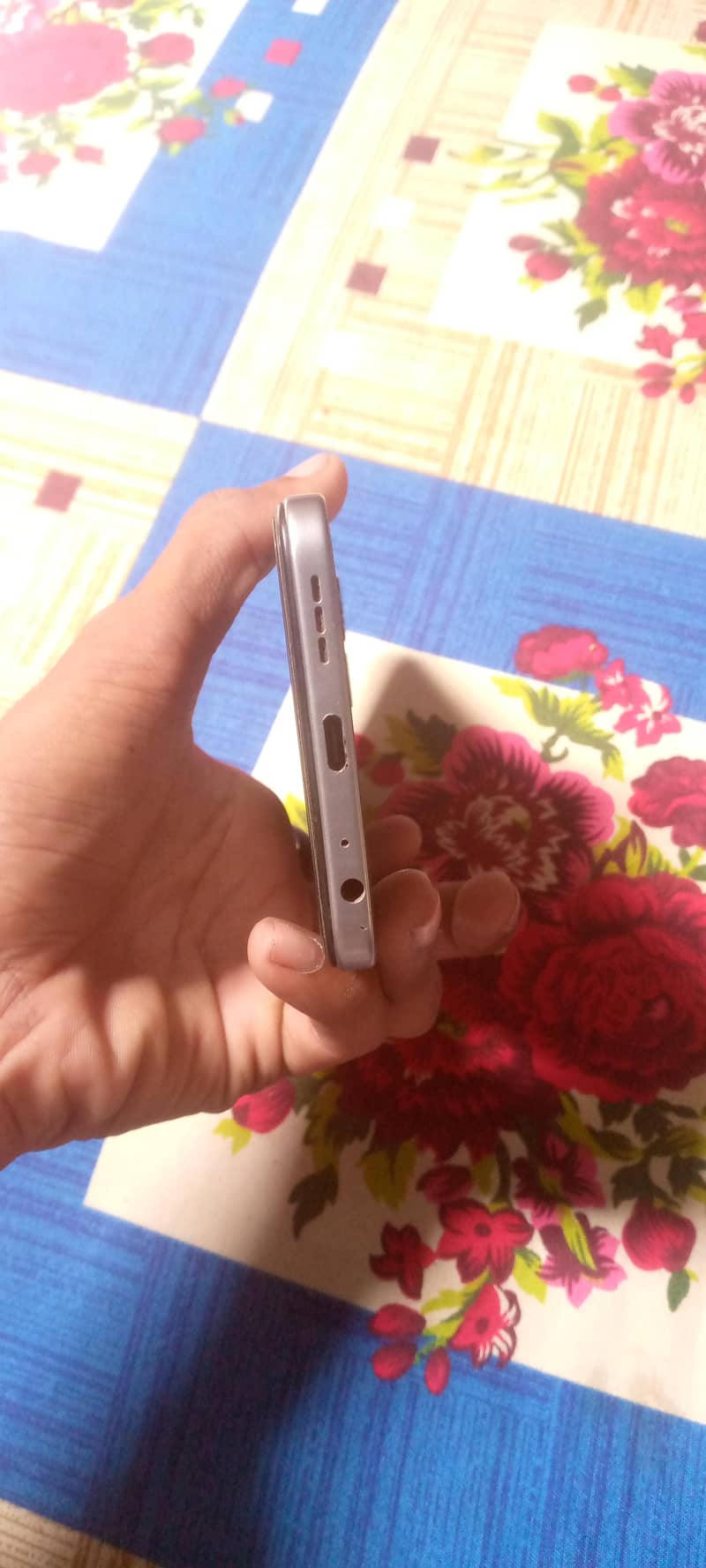 Tecno Spark 40 4