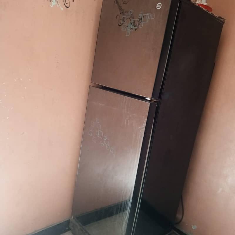 fridge 10/10 condition 3