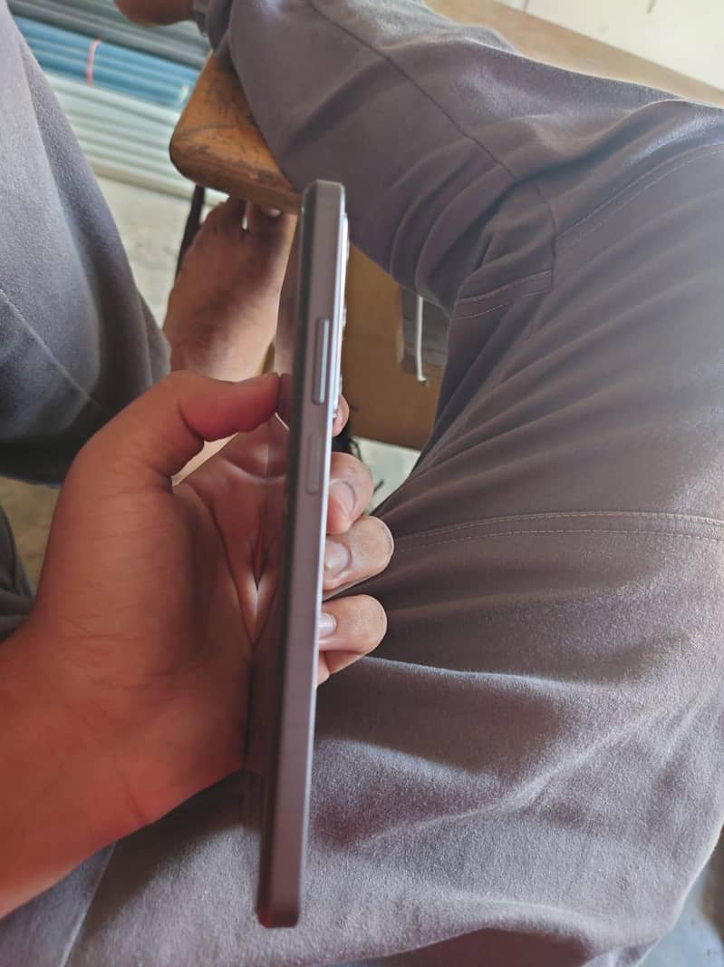 Realme C75 5