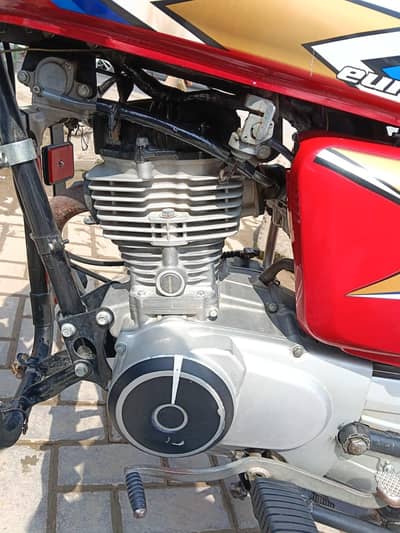 HONDA  CG  125  2020  Model  - Euro 2 Excellent condition.