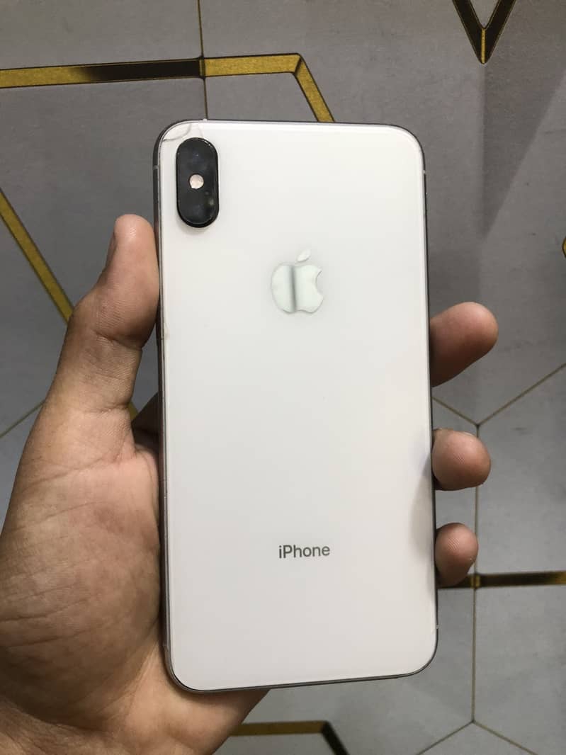 Apple iPhone XS Max 0