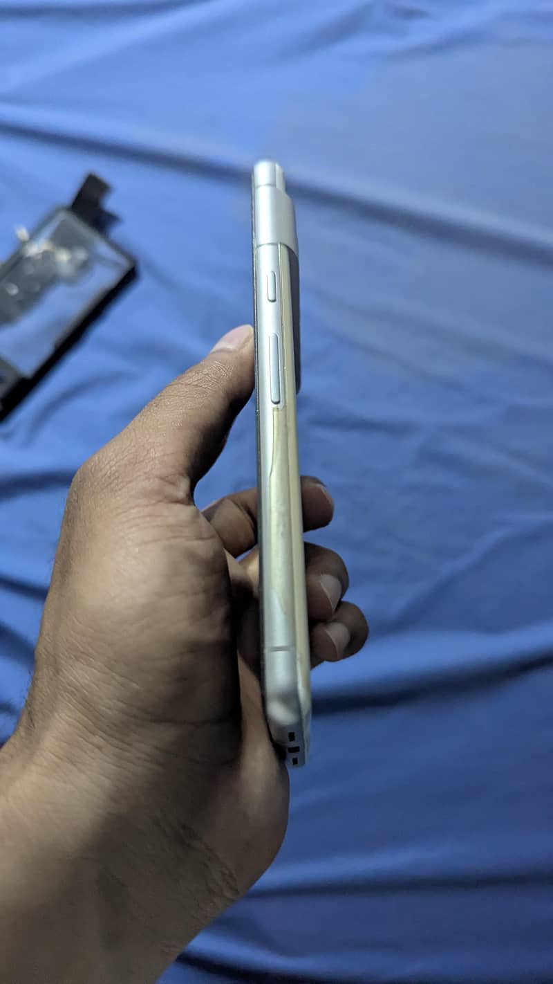 Google Pixel 7 3