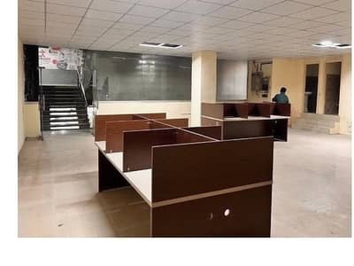 Office For Rent Area 1300 Square Feet Office Available For Rent Gulberg 3 Lahore Main Boulevard