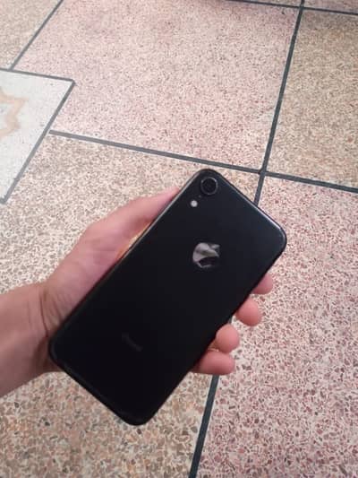 Apple iPhone XR