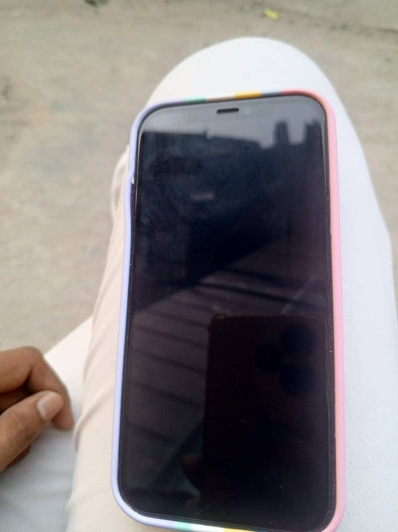 Apple iPhone 12 2