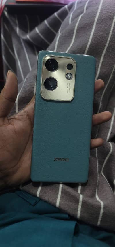 Infinix Zero 30