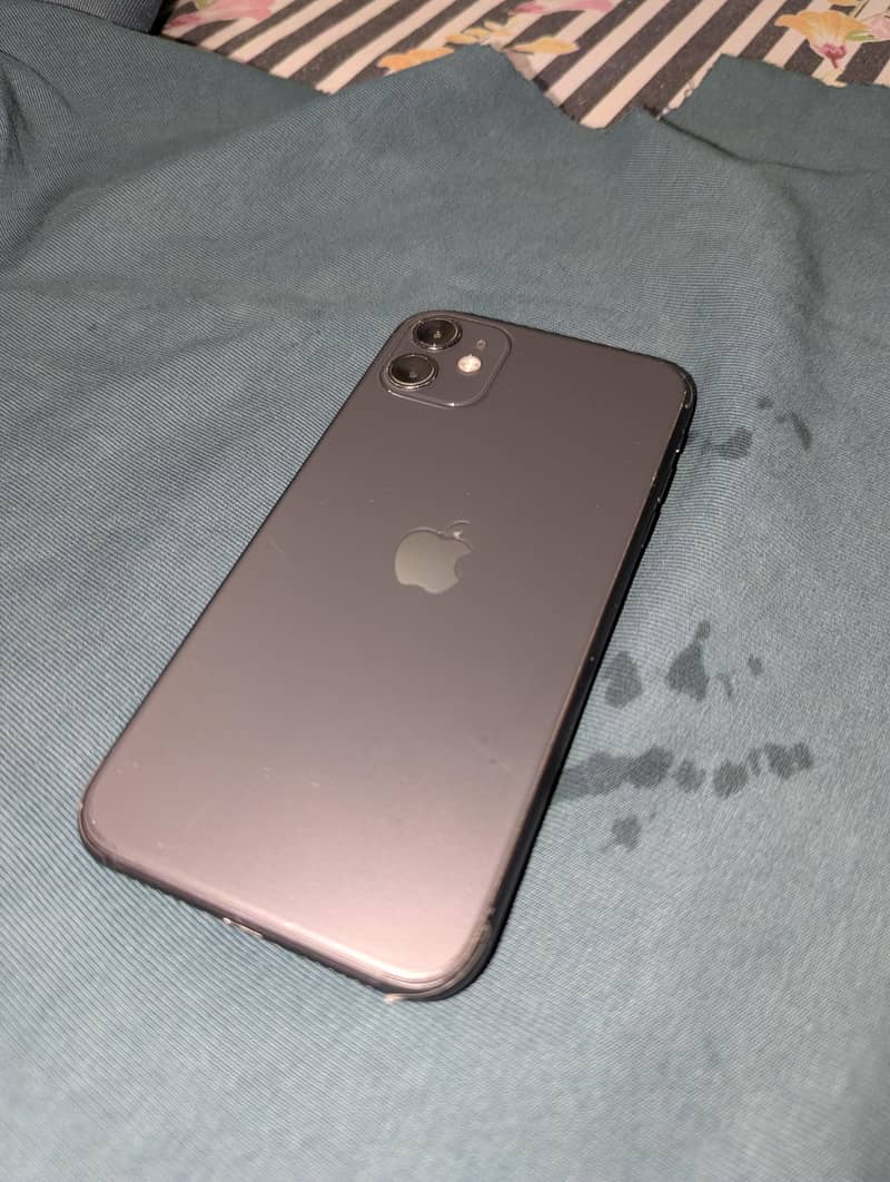 Apple iPhone 11 3