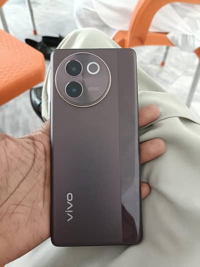 Vivo V30 SE 8+8/256gb