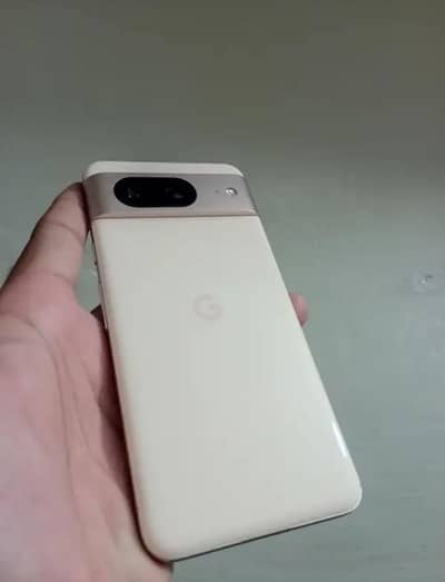 Google Pixel 8