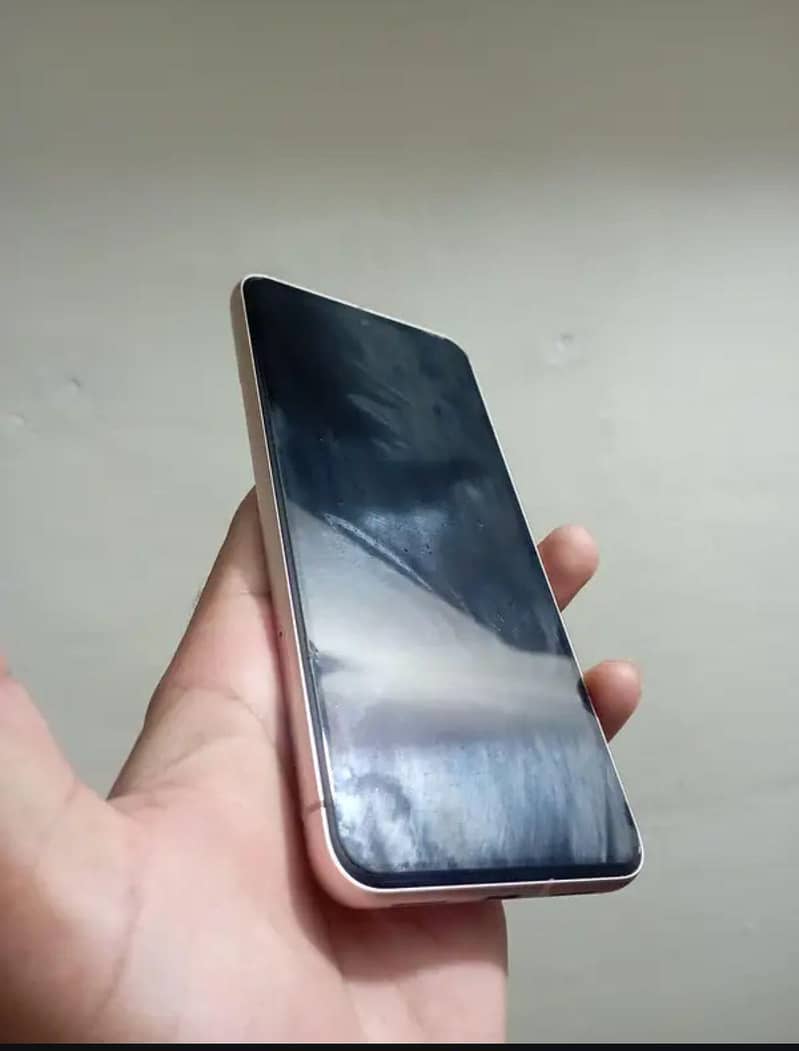 Google Pixel 8 1