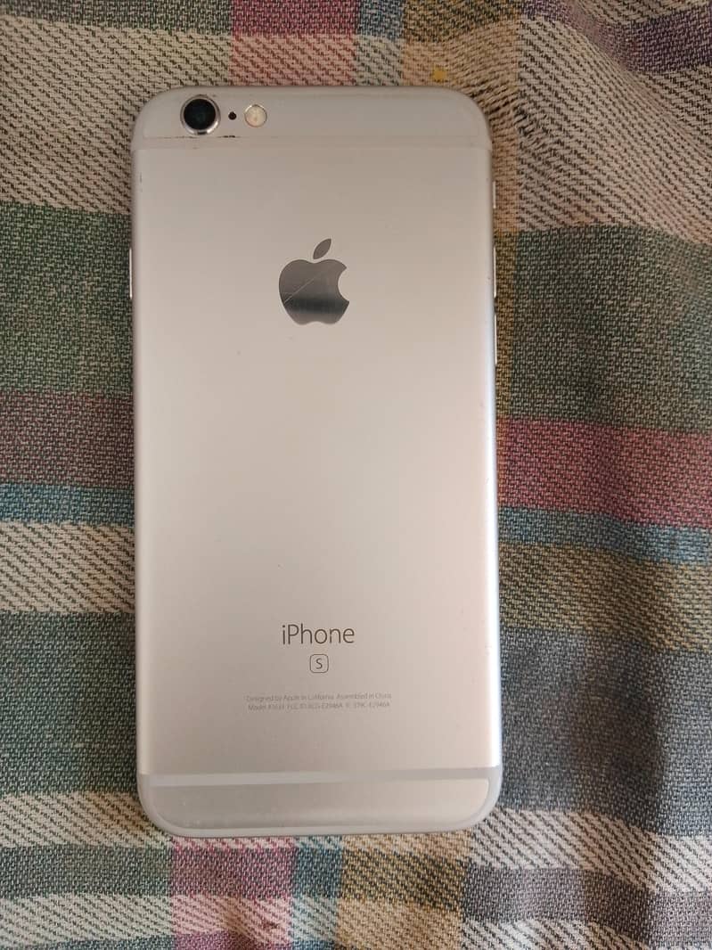 Apple iPhone 6S 3