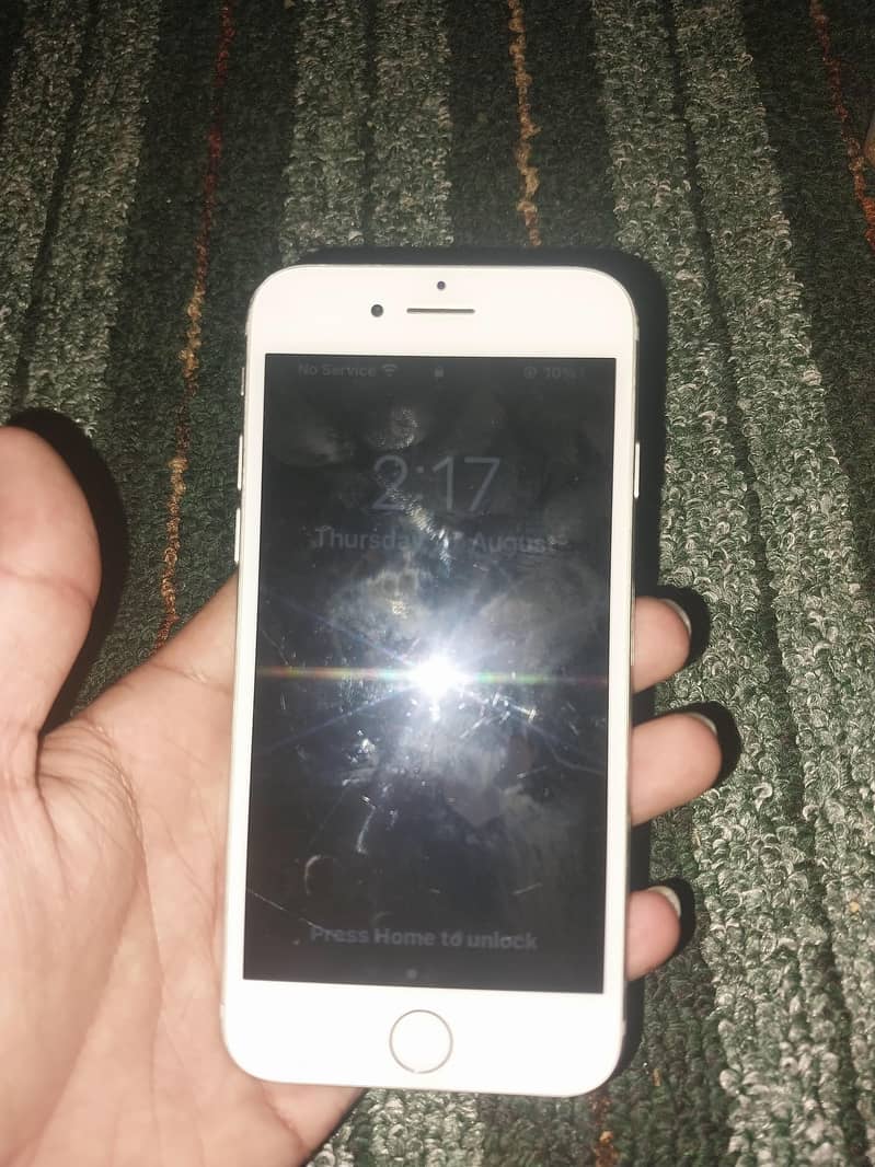 Apple iPhone 7 4