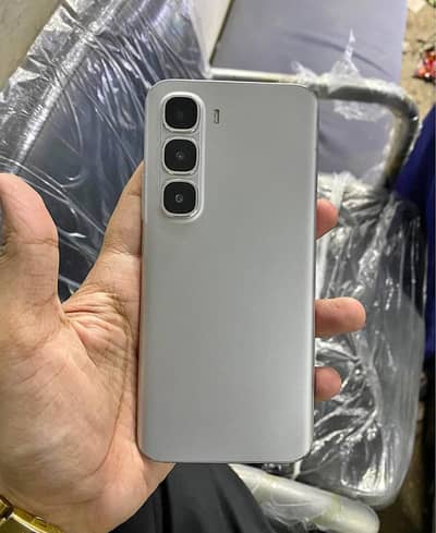 Infinix hot 60 pro plus 8+5 GB 256GB new condition