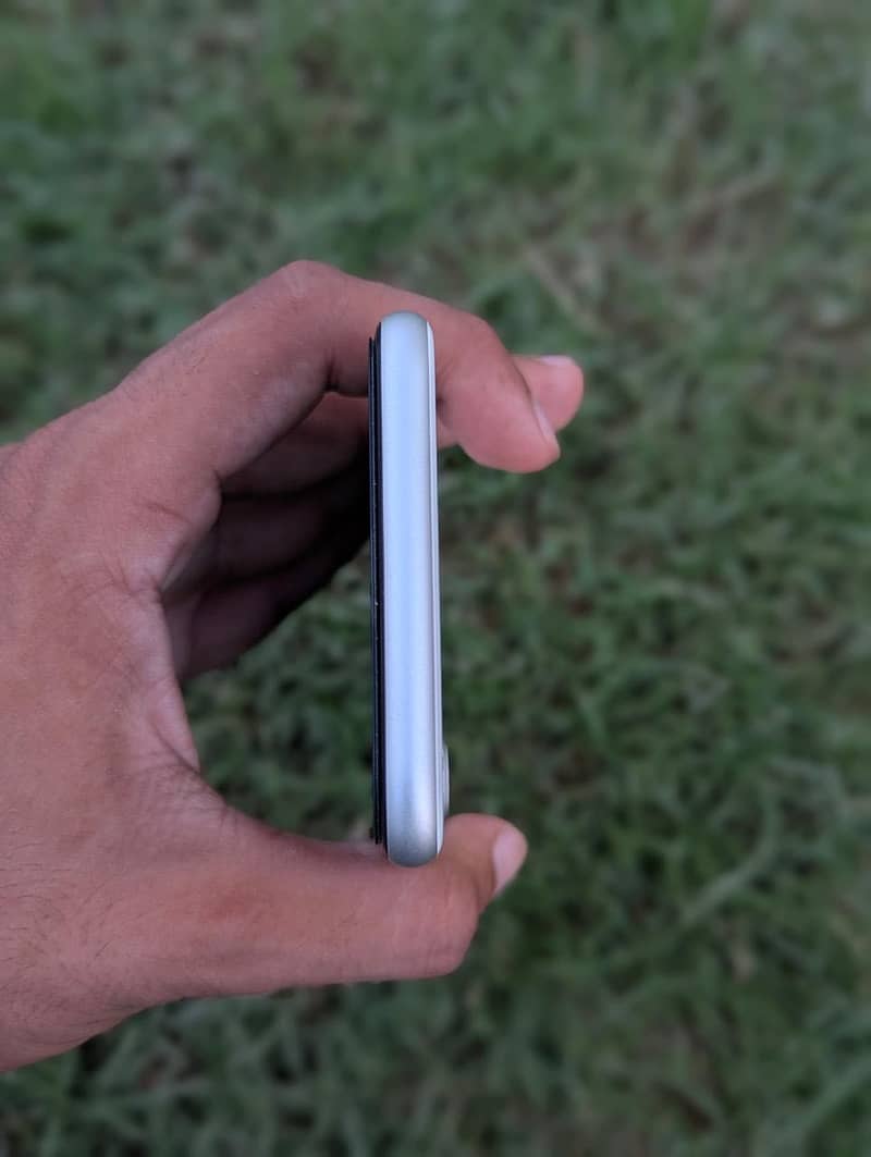 Apple iPhone SE 2