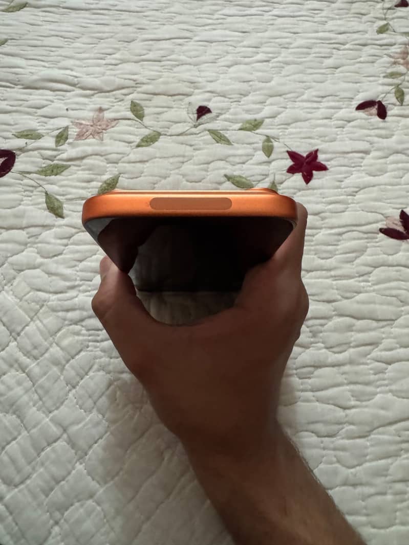 Apple iPhone 17 Pro Max 2