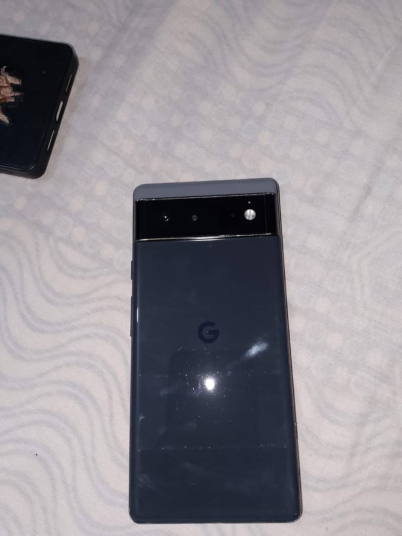Google Pixel 6 4
