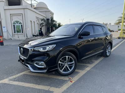 MG HS 2022