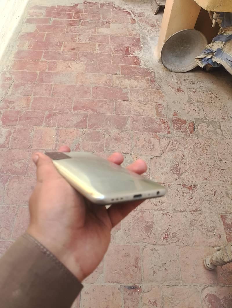 OPPO A16 0