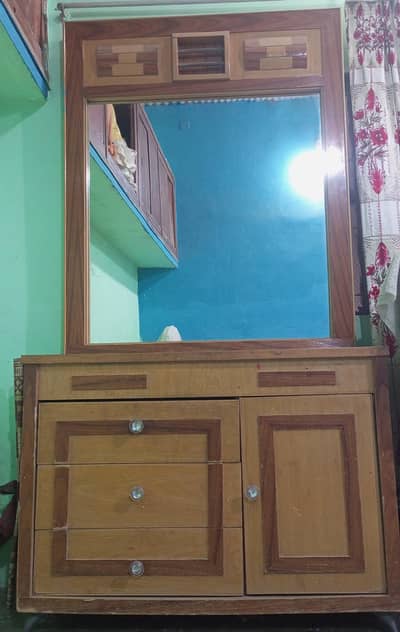Dressing table for sale