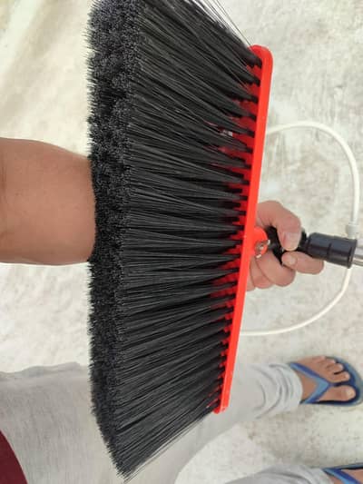 Solar cleaning brush brand new (22 ft length) best quality