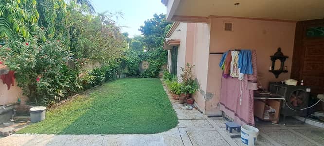 23 Marla Used Modern Design Fully Furnished Bungalow For Sale At Prime Location Of DHA Lahore Near To Park Masjid & Commercial Market