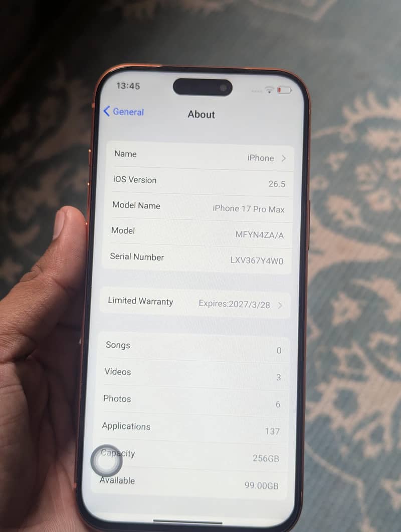 Apple iPhone 17 Pro Max 1