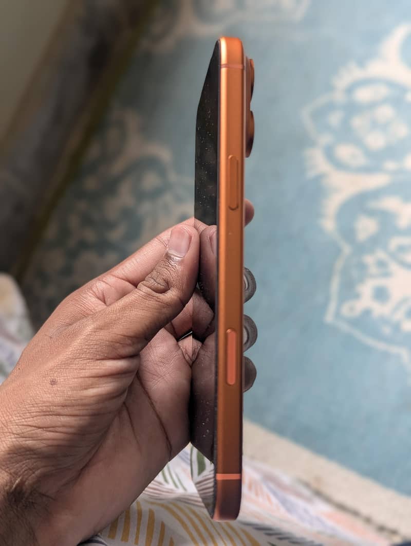 Apple iPhone 17 Pro Max 3