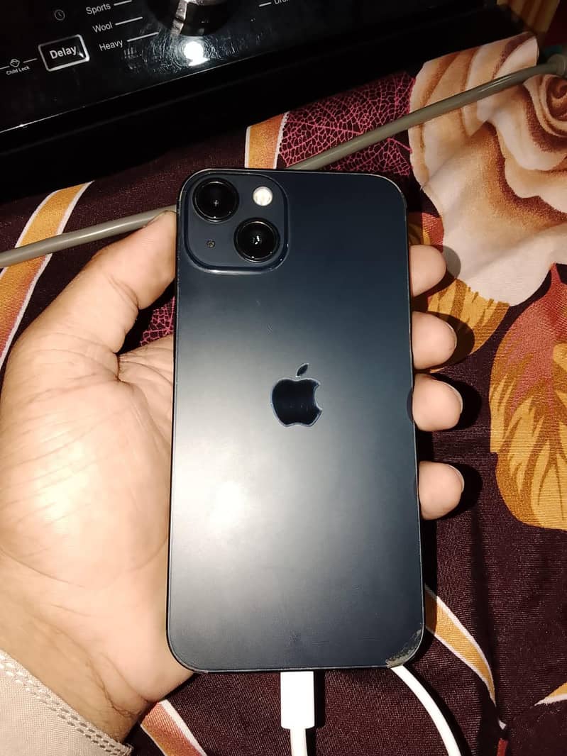Apple iPhone 13 1