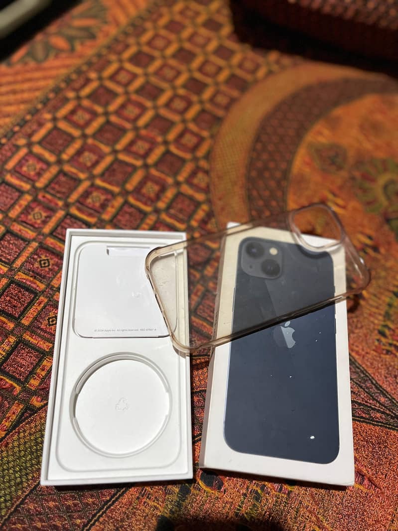 Apple iPhone 13 4