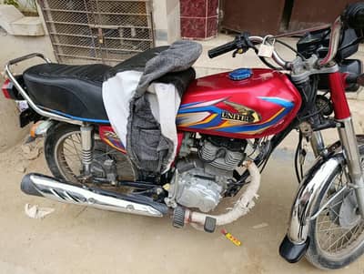 United 125cc bikes for urgent sell, with new packed original meter.